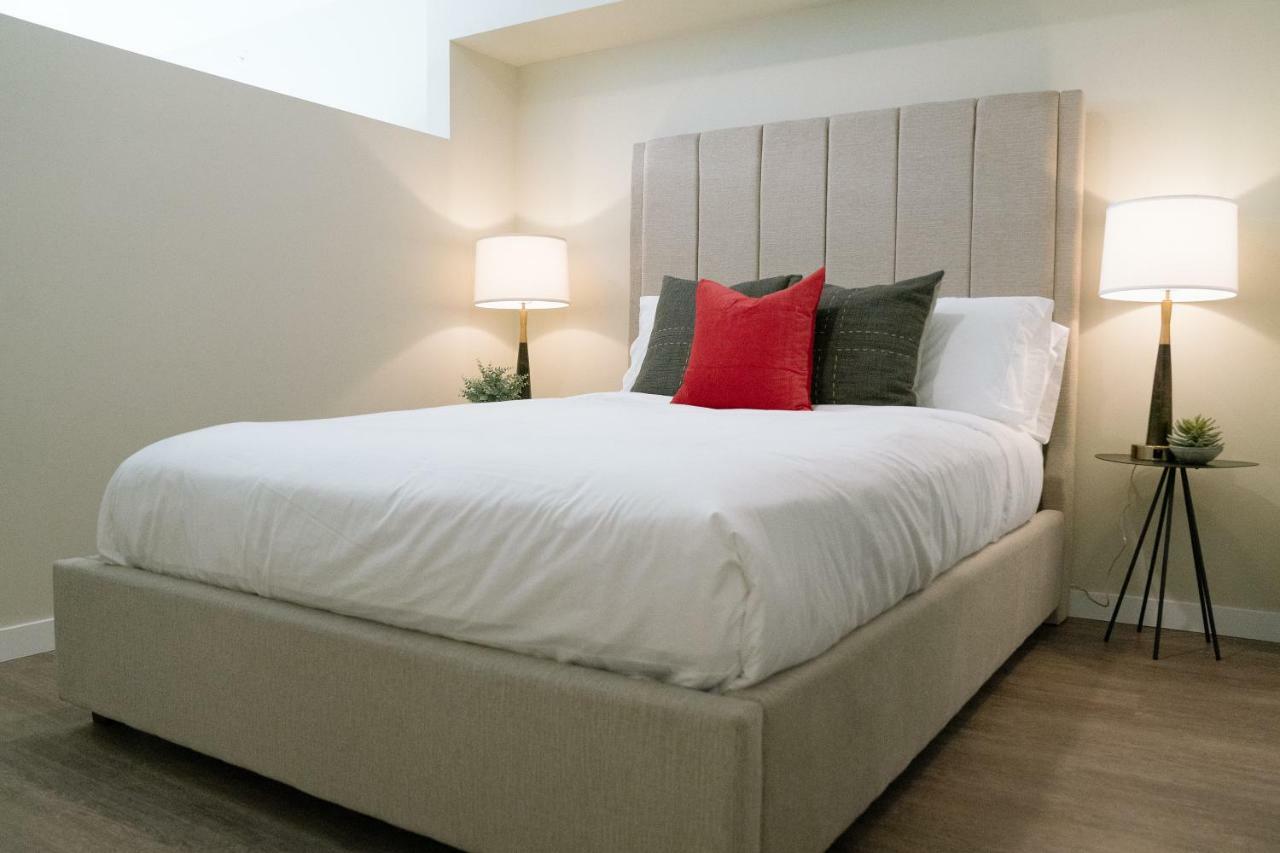 Whyhotel Seattle-Belltown Luxe Suites Wall Street Exterior photo
